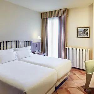 nh-toledo.besthotelstoledo.com/